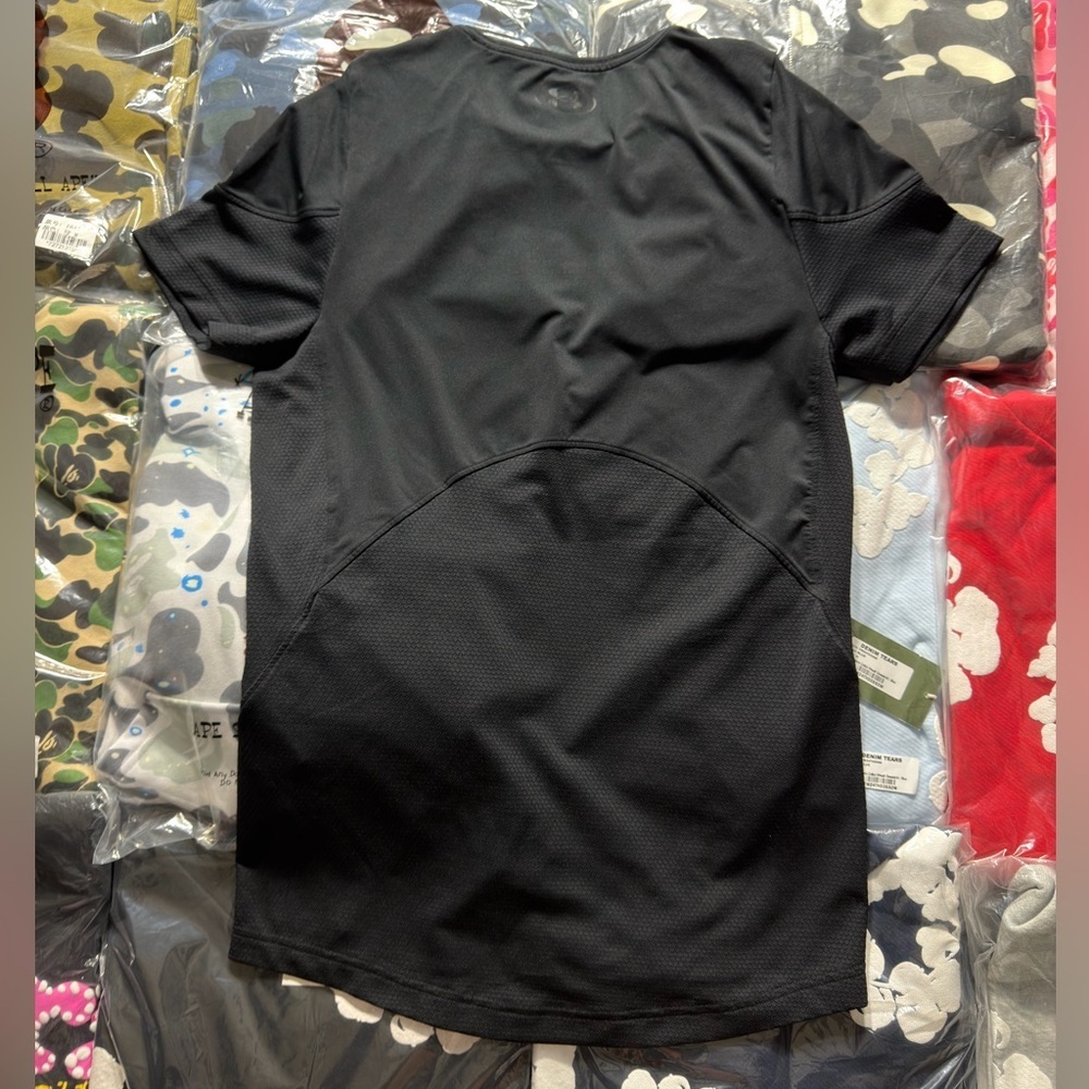 Under Armour Black Dri-Fit Short Sleeve Tee - Picture 4 of 6